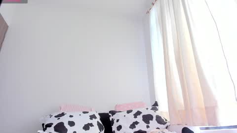 Amber online show from February 3, 2025, 4:52 pm