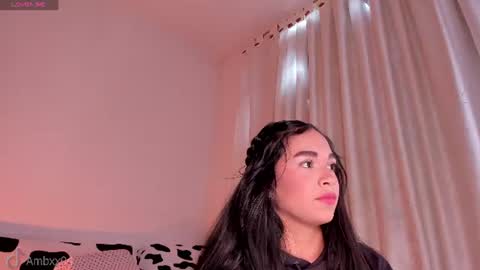 Snapshot of ambermiller04 chatting on July 25, 2026, 4:04 pm Amber online show from July 25, 2026, 4:04 pm