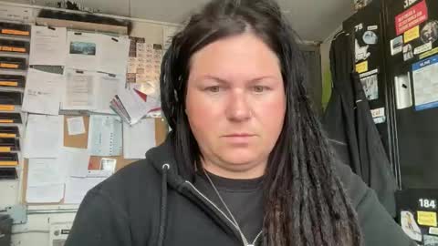 Snapshot of ambermoss7 chatting on April 22, 2026, 5:47 pm ambermoss7 online show from April 22, 2026, 5:47 pm