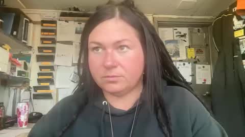 Snapshot of ambermoss7 chatting on April 28, 2026, 10:15 pm ambermoss7 online show from April 28, 2026, 10:15 pm