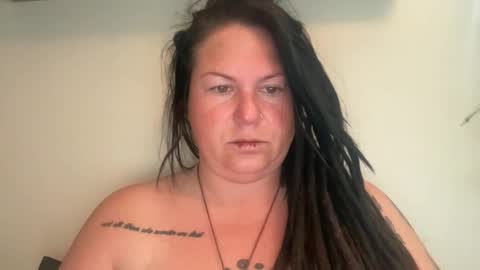 Snapshot of ambermoss7 chatting on May 8, 2026, 4:01 pm ambermoss7 online show from May 8, 2026, 4:01 pm
