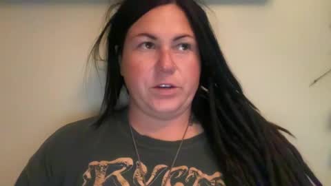 Snapshot of ambermoss7 chatting on June 17, 2026, 3:42 am ambermoss7 online show from June 17, 2026, 3:42 am
