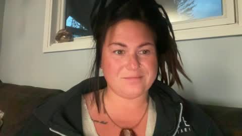 Snapshot of ambermoss7 chatting on June 22, 2026, 4:42 am ambermoss7 online show from June 22, 2026, 4:42 am