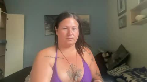Snapshot of ambermoss7 chatting on July 10, 2026, 5:59 pm ambermoss7 online show from July 10, 2026, 5:59 pm