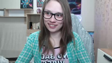 Amber online show from April 19, 2026, 2:16 pm