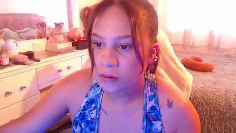 Snapshot of ambersmith98_ chatting on February 19, 2025, 12:33 pm Amber online show from February 19, 2025, 12:33 pm