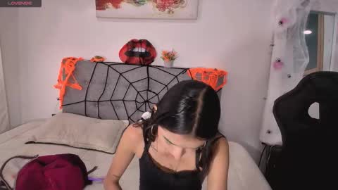 Amber  online show from October 23, 2025, 7:23 pm