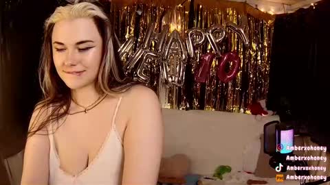 Amber Honey  online show from December 29, 2024, 1:45 am
