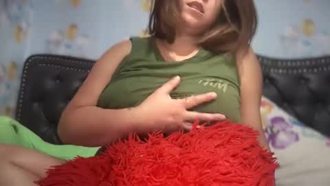 Marie online show from November 11, 2025, 5:29 am