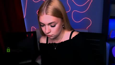 Snapshot of amelaya chatting on May 11, 2026, 2:45 pm amelaya online show from May 11, 2026, 2:45 pm