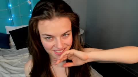 Ameli Lorans online show from February 8, 2025, 6:12 am