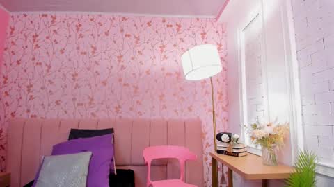 Amelia Adams online show from October 12, 2025, 12:15 pm