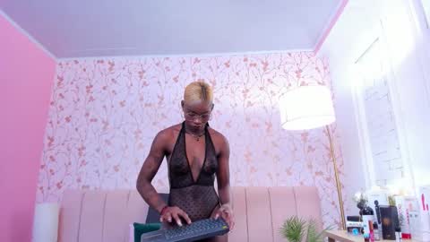 Snapshot of amelia_adms chatting on December 15, 2025, 7:29 pm Amelia Adams online show from December 15, 2025, 7:29 pm