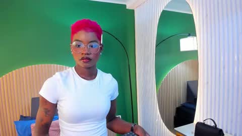 Snapshot of amelia_adms chatting on March 23, 2026, 12:20 pm Amelia Adams online show from March 23, 2026, 12:20 pm