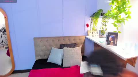 Amelia Adams online show from July 21, 2026, 12:07 pm