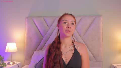 Snapshot of amelia_saenz_ chatting on May 18, 2026, 6:47 pm Amelia online show from May 18, 2026, 6:47 pm