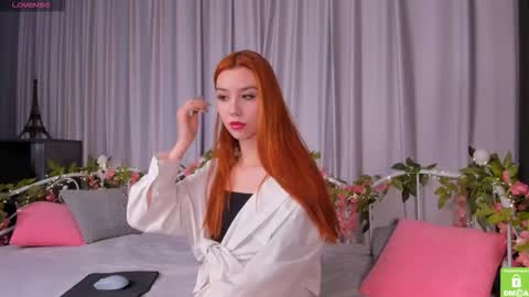 Anna online show from November 12, 2025, 3:07 am