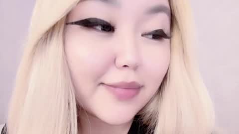 Snapshot of amelia_sunlight chatting on February 26, 2025, 3:42 am Amelia online show from February 26, 2025, 3:42 am