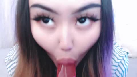 Snapshot of amelia_sunlight chatting on May 19, 2026, 5:08 pm Amelia online show from May 19, 2026, 5:08 pm