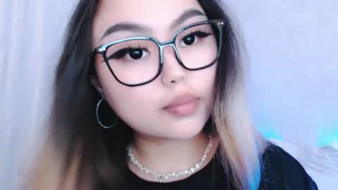 Snapshot of amelia_sunlight chatting on June 12, 2026, 4:17 pm Amelia online show from June 12, 2026, 4:17 pm