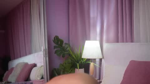 Snapshot of ameliabarbie chatting on May 23, 2026, 6:23 pm Amelia online show from May 23, 2026, 6:23 pm