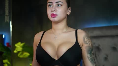 Snapshot of ameliajupiter chatting on November 14, 2025, 10:18 pm Amelia online show from November 14, 2025, 10:18 pm