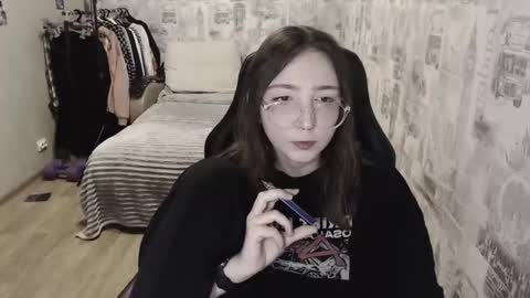 Snapshot of ameliakamishiro chatting on December 21, 2024, 1:42 pm Amelia online show from December 21, 2024, 1:42 pm