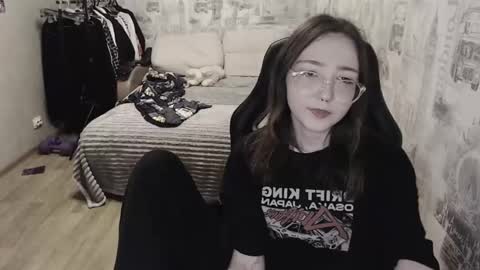 Snapshot of ameliakamishiro chatting on December 23, 2024, 3:44 pm Amelia online show from December 23, 2024, 3:44 pm