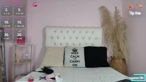 amelialoveace online show from December 3, 2025, 1:42 pm