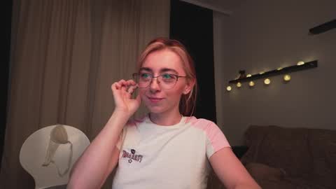 Amelia   online show from December 16, 2024, 4:49 pm