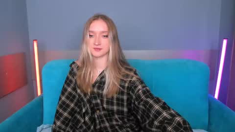 ameliawise online show from January 18, 2025, 3:42 am