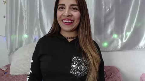 amelie brown online show from February 13, 2025, 9:27 pm