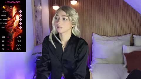 Isabella online show from January 23, 2025, 3:48 am