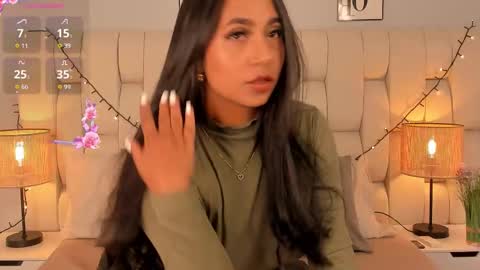 Amelie online show from November 16, 2025, 12:44 pm