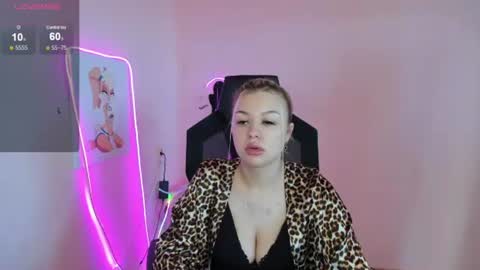 Amelie online show from June 20, 2026, 2:14 am