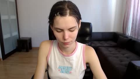 Snapshot of ameliereve chatting on September 23, 2025, 11:02 am Amelie online show from September 23, 2025, 11:02 am