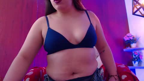 Amelie  online show from March 17, 2026, 5:16 pm