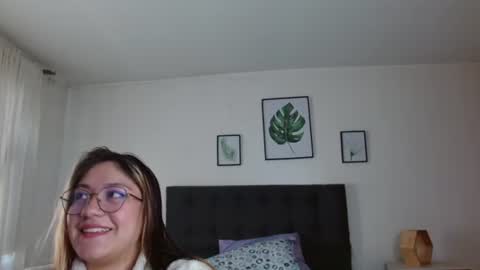 Snapshot of amelierose1 chatting on July 10, 2026, 1:25 pm Amelie online show from July 10, 2026, 1:25 pm