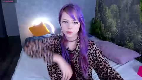 Snapshot of ameliia_backer chatting on July 23, 2026, 9:29 am Amelia online show from July 23, 2026, 9:29 am