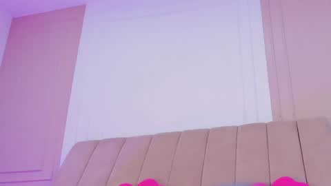 Amelia online show from April 16, 2026, 11:18 pm