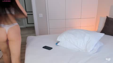 Amelina Love online show from December 3, 2024, 4:47 am