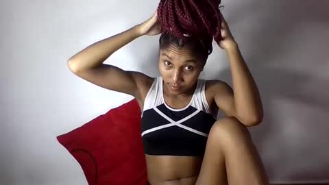 amelisy20005 online show from April 1, 2026, 6:49 pm