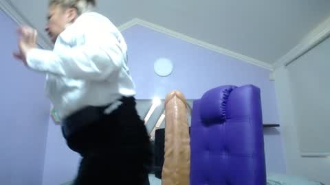 Amell Thomson online show from December 30, 2024, 2:30 pm