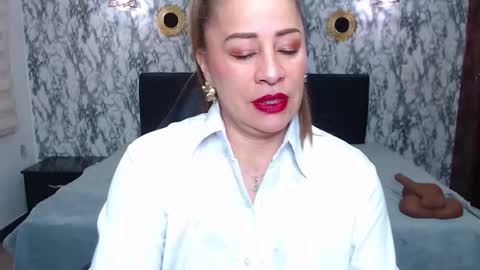 Amell Thomson online show from October 15, 2025, 11:32 am