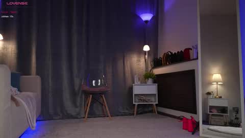 Amy  online show from October 11, 2025, 1:27 am