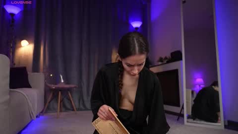 Amy  online show from March 7, 2026, 3:47 am