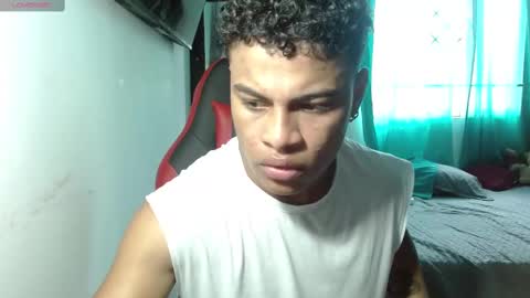 Snapshot of america_27 chatting on December 24, 2024, 8:27 pm AMILCAR online show from December 24, 2024, 8:27 pm