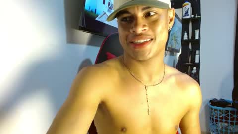 Snapshot of america_27 chatting on April 11, 2026, 3:22 am AMILCAR online show from April 11, 2026, 3:22 am