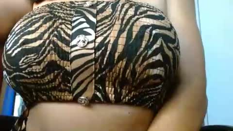 Mari online show from October 27, 2025, 11:36 am