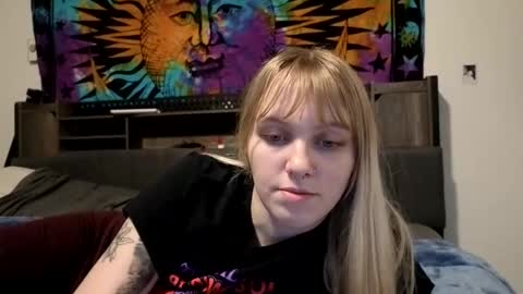 amethystmoon18 online show from March 5, 2026, 6:48 pm